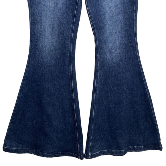 KanCan Jeans 30 NWT Super Flare High Rise Stretch Denim 70s Boho Festival Summer - Picture 3 of 7